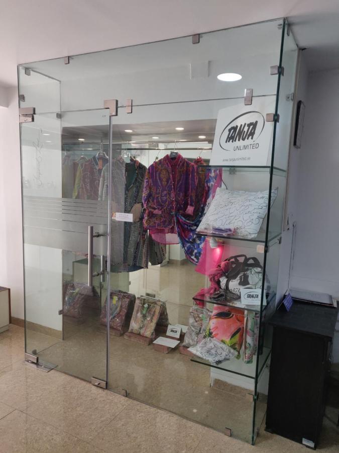 New Delhi Ymca Tourist Hostel Екстериор снимка