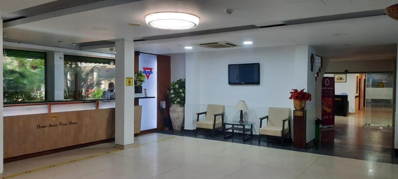 New Delhi Ymca Tourist Hostel Екстериор снимка