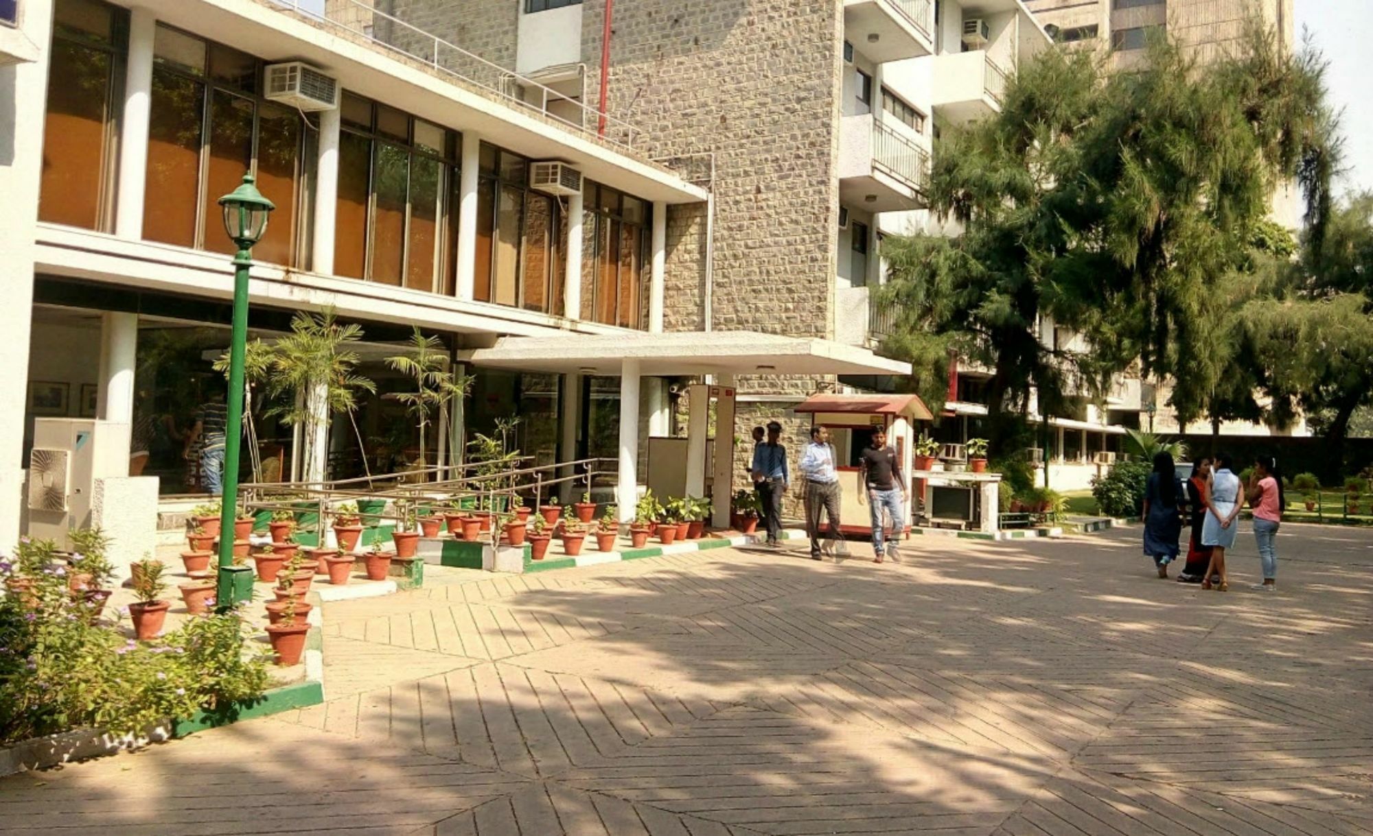 New Delhi Ymca Tourist Hostel Екстериор снимка
