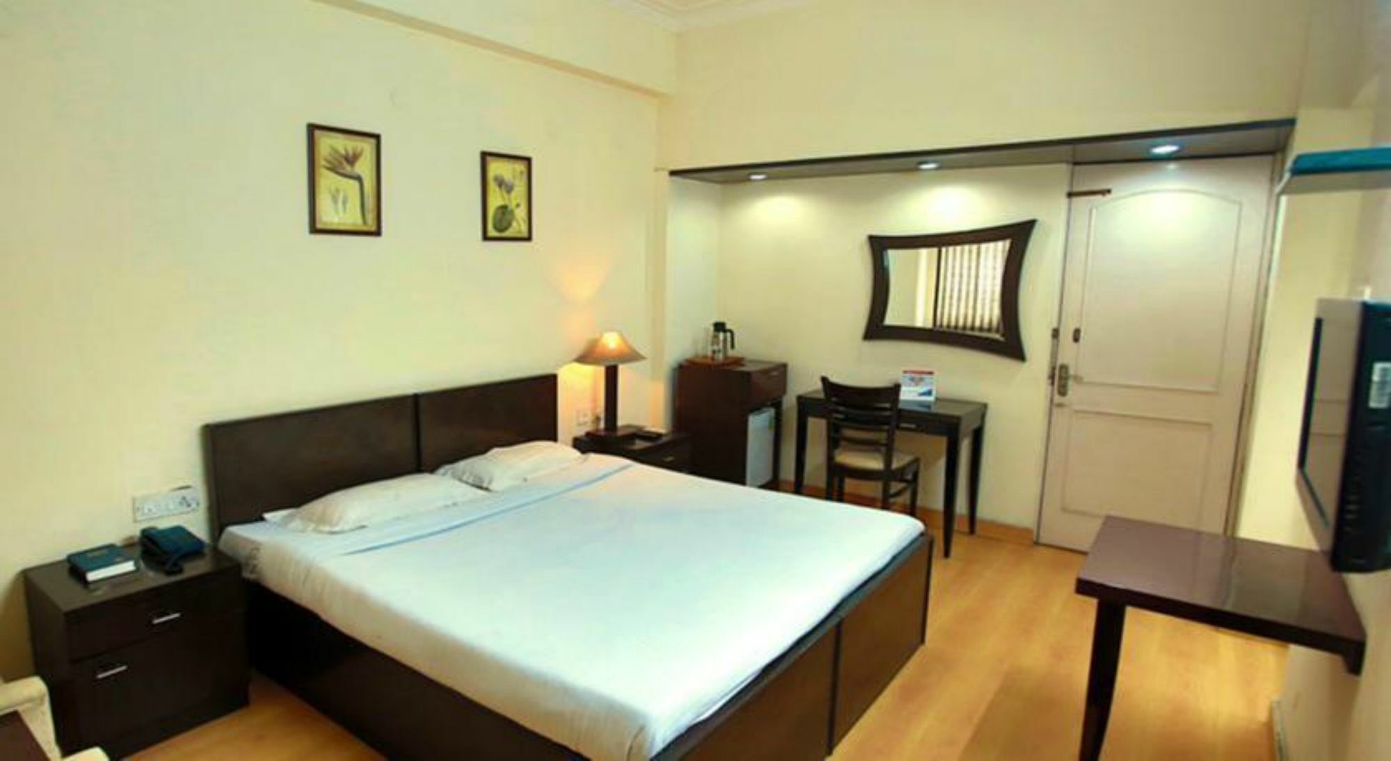 New Delhi Ymca Tourist Hostel Екстериор снимка